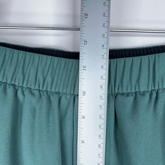 Lululemon ABC Pull On Pant Medium Forest Green Athleisure Men's Size XS - Picture 11 of 13